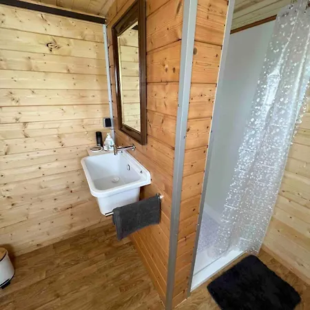 Bauernhof Glamping Mit Alpakas Und Ziegen Lejlighed